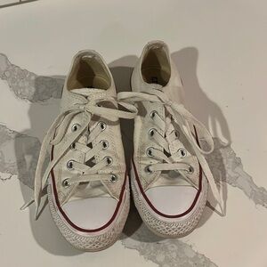 Converse All Star Chuck Taylor Low Top size W6 white